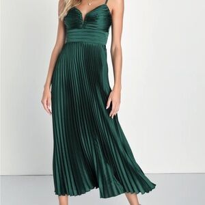Lulu's Emerald Green Satin Pleated Midi Dress